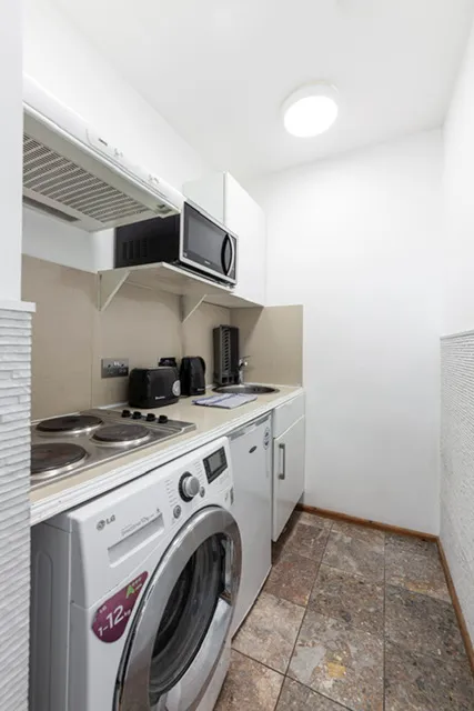 Executive Apartment — photo 2