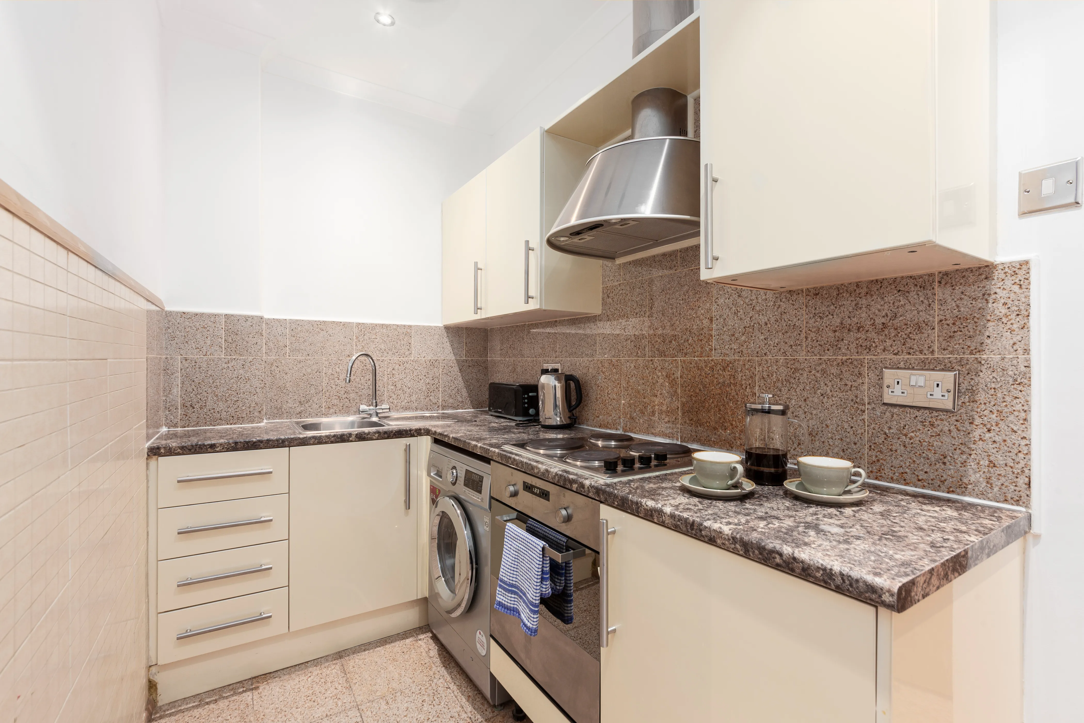 Family Apartment — photo 2